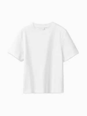 Clean cut regular t-shirt