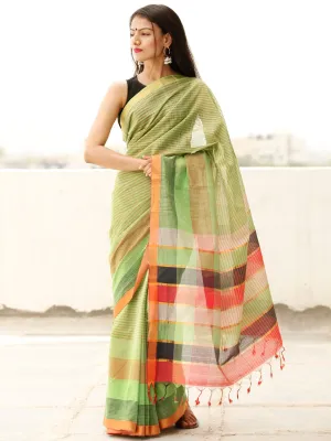 Green Coral Handloom Mangalagiri Cotton Saree With Zari Border - S031703854