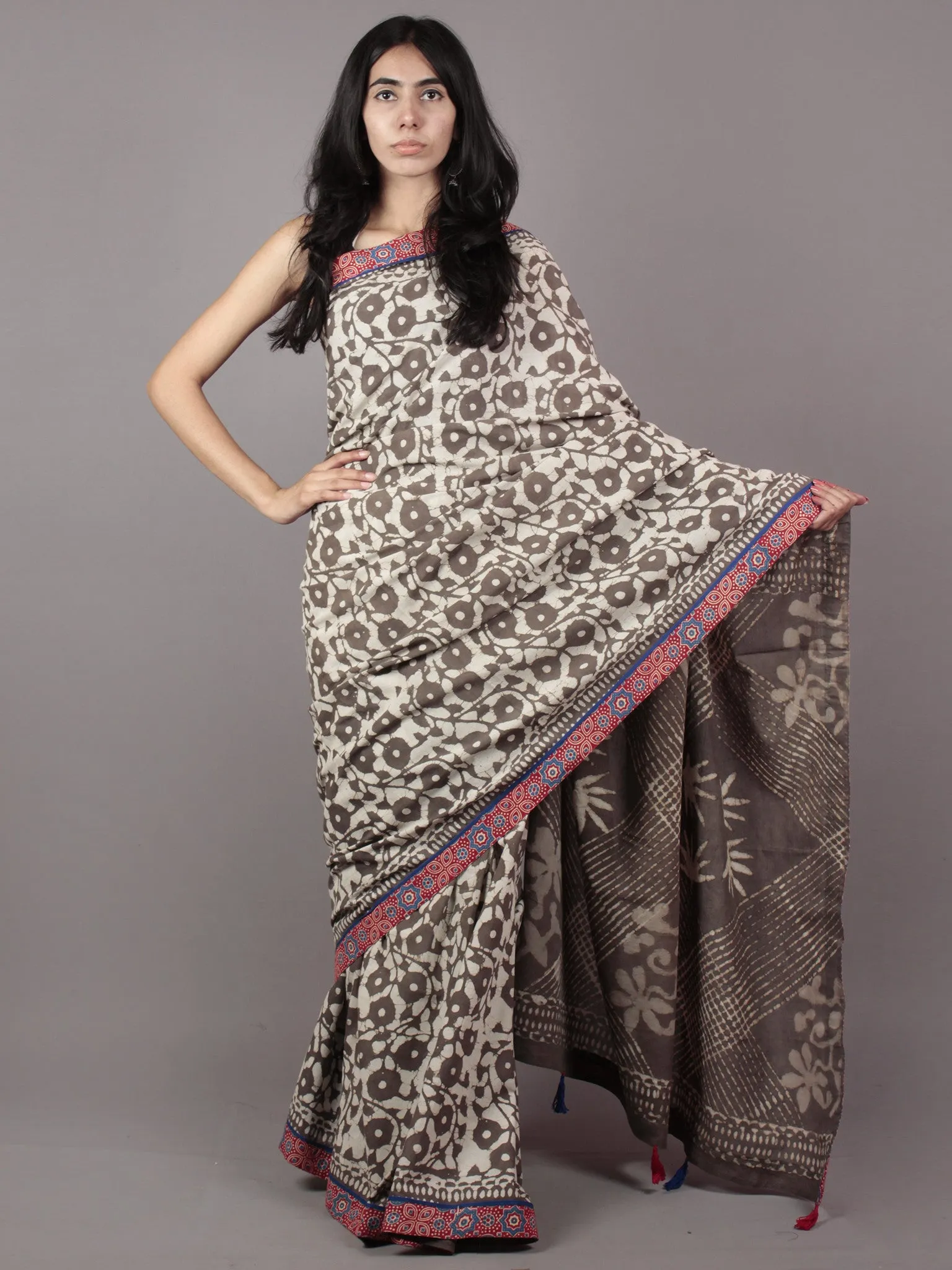 Kashish Ivory Hand Block Printed Cotton Saree With Ajrakh Printed Border & Tassels - S031701876