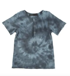 Miki Miette - Boys Pauli Short Sleeve Henley in Midnight Tie Dye