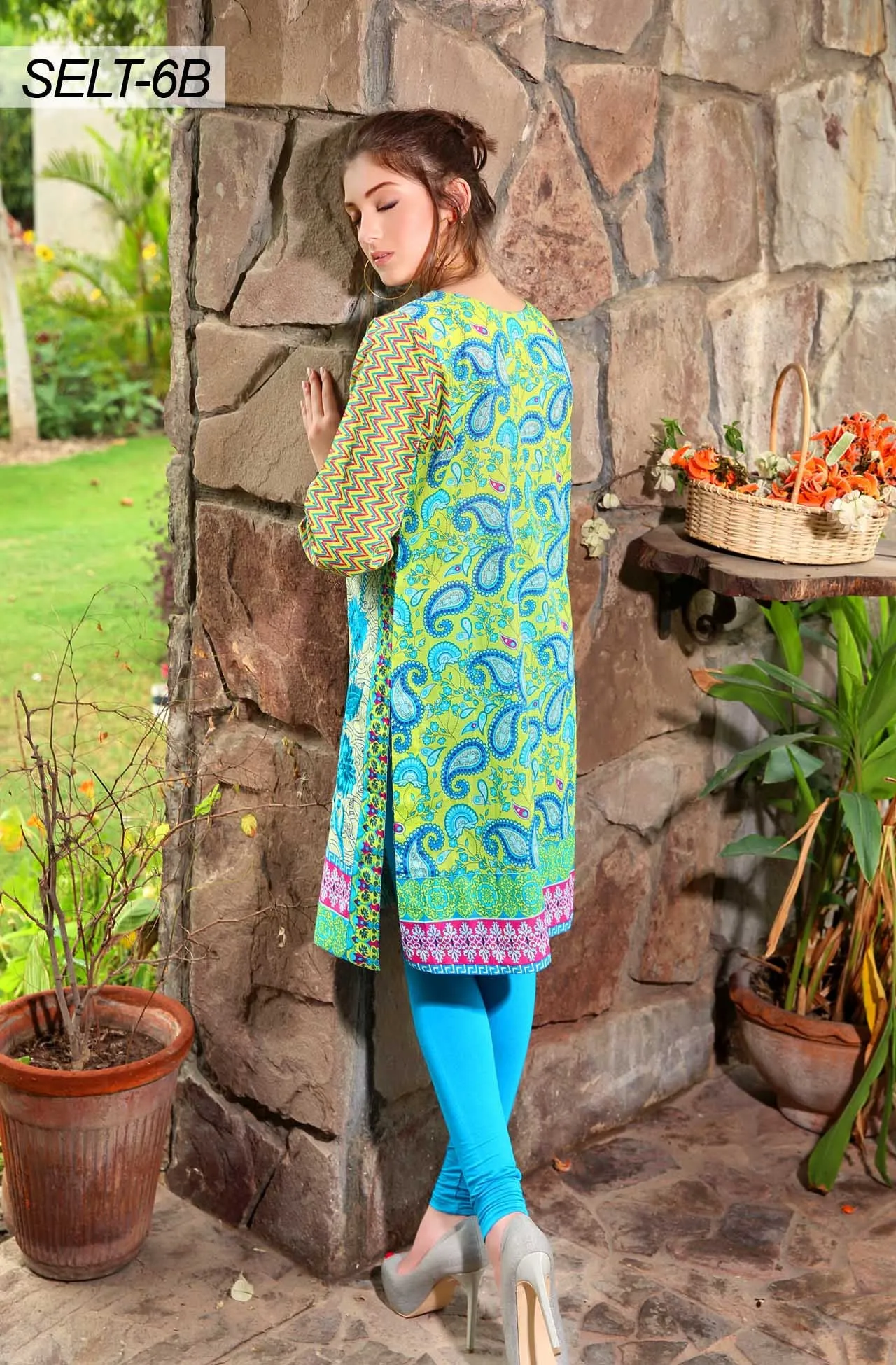 Sifona Embroidered Lawn Tunics '16 – 6B