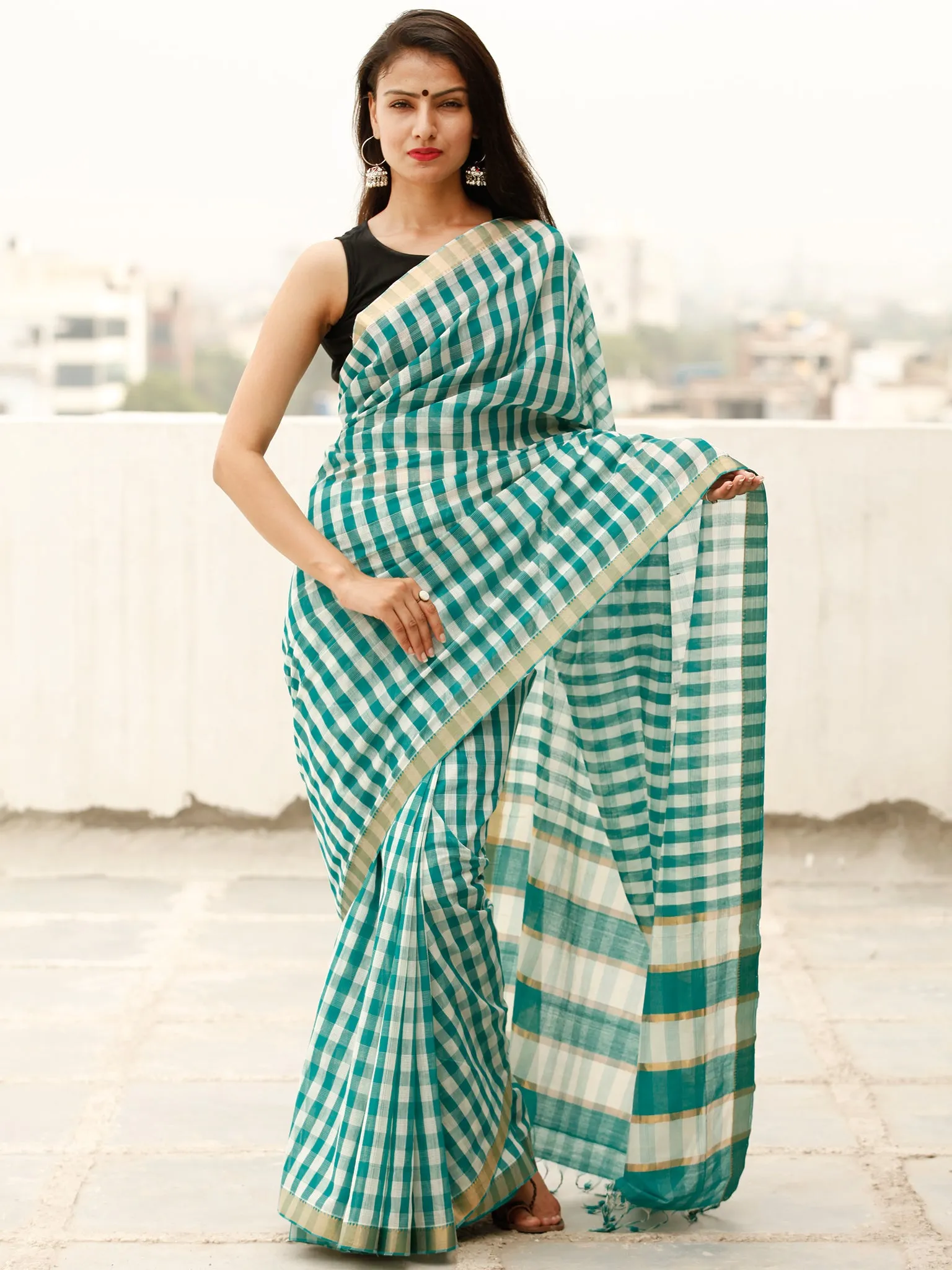 Teal Green White Handloom Mangalagiri Cotton Saree With Zari Border - S031703865