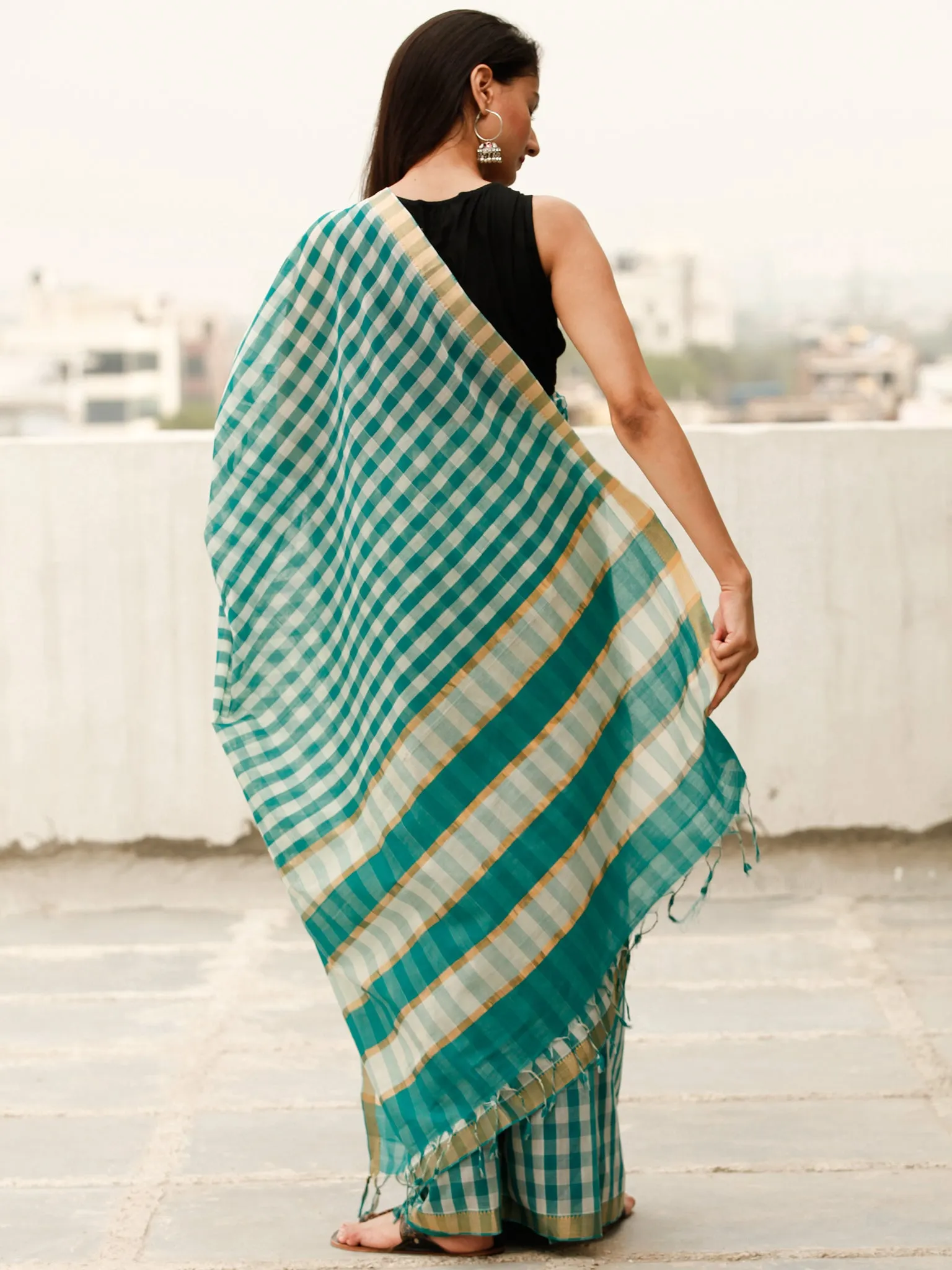 Teal Green White Handloom Mangalagiri Cotton Saree With Zari Border - S031703865